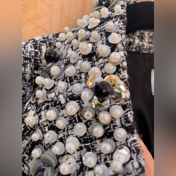 Chico’s CROPPED TWEED BLAZER JACKET Embellished Designer Shoulder Pads Trendy M - Picture 11 of 14